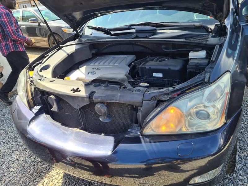 Lexus RX • 2006 • 121,910 km 4