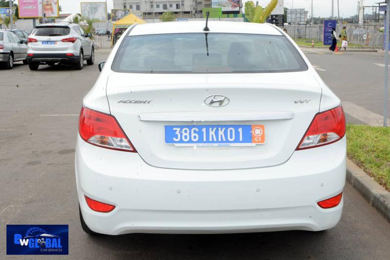 Hyundai Accent • 2017 • 40,000 km 3