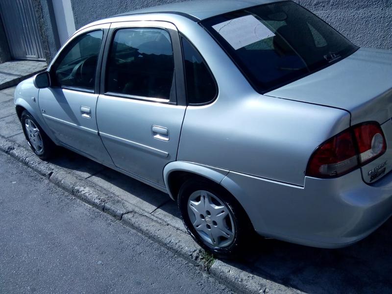 Chevrolet Classic • 2012 • 117 km 4