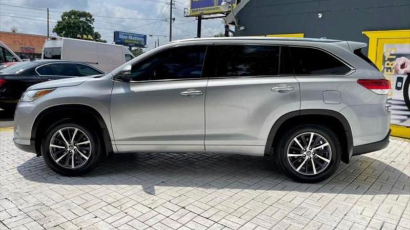 Toyota Highlander • 2018 • 65,000 km 11