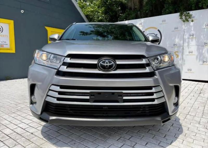 Toyota Highlander • 2018 • 65,000 km 7