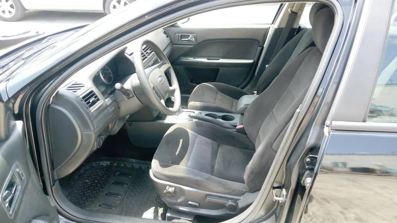 Ford Fusion • 2008 • 61,470 km 3