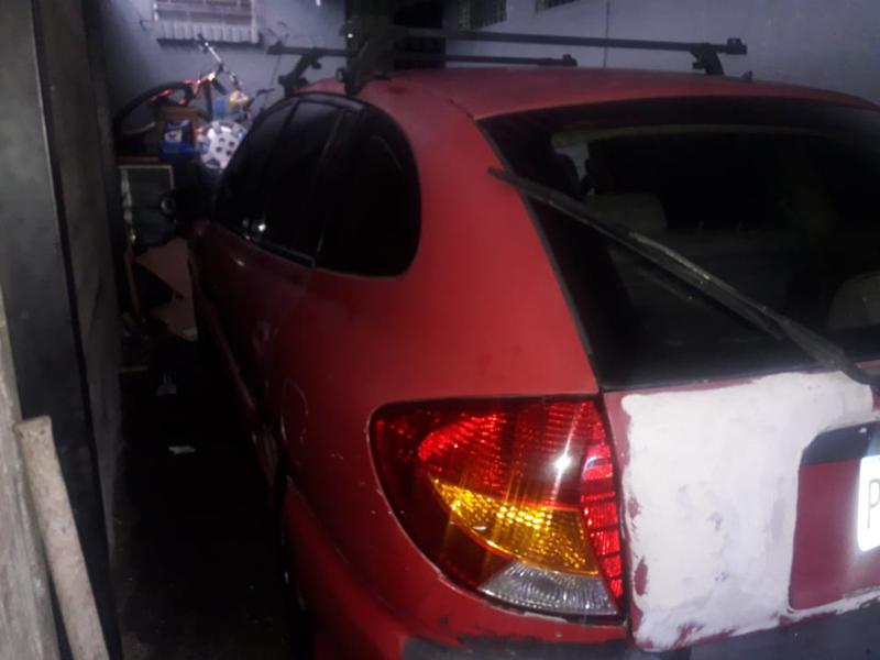 Kia  • 2002 • 0 km 5