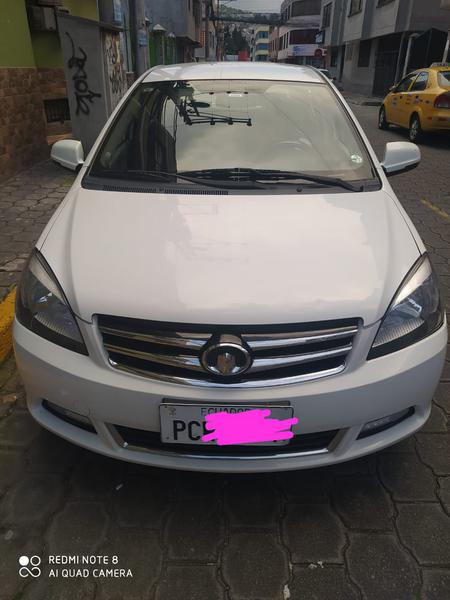 Great Wall Voleex C30 • 2018 • 98,000 km 1