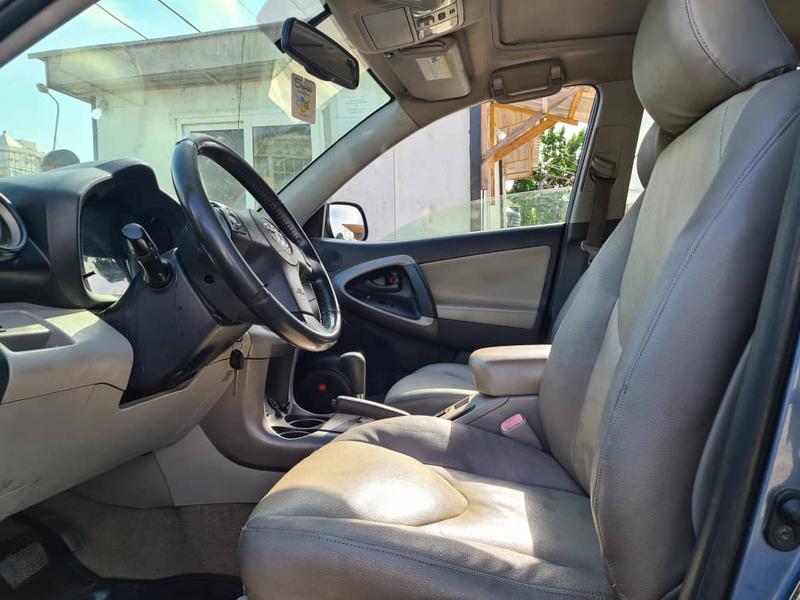Toyota RAV4 • 2006 • 129,508 km 6