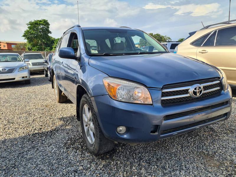 Toyota RAV4 • 2006 • 129,508 km 7