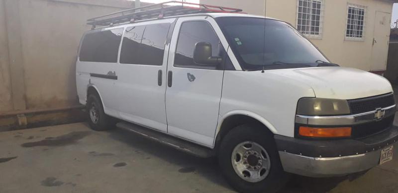 Chevrolet Express 2500 • 2007 • 55,000 km 1