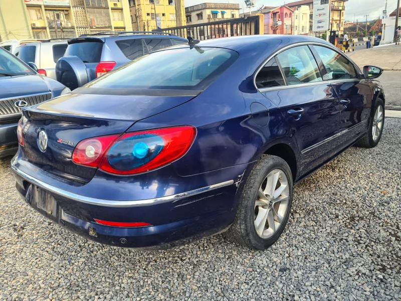 Volkswagen Passat CC • 2008 • 110,029 km 2