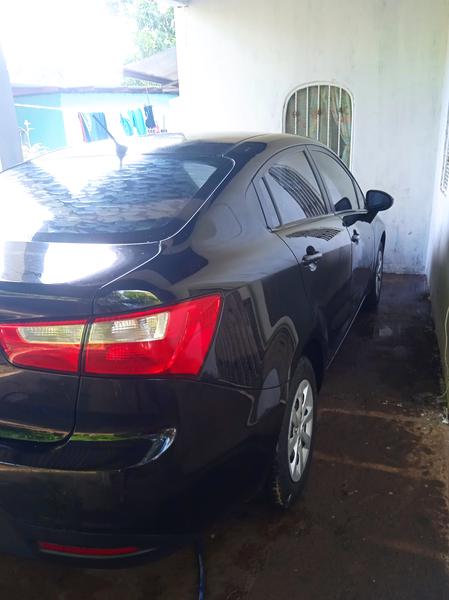 Kia Rio • 2013 • 129,000 km 3