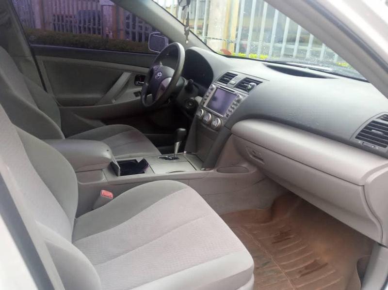 Toyota Camry • 2011 • 72,563 km 4