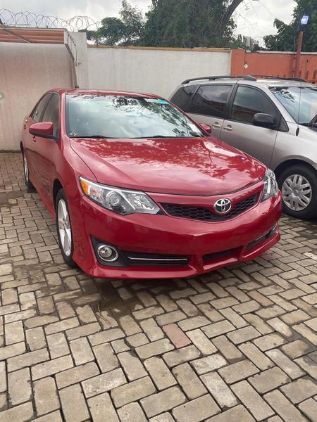 Toyota Camry • 2013 • 125 km 1