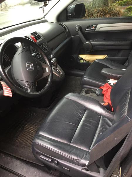 Honda CR-V • 2011 • 83,000 km 5