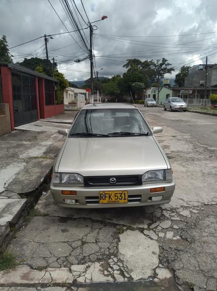 Mazda 323 • 1998 • 79,000 km 1