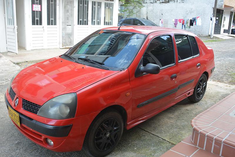 Renault Symbol • 2006 • 223,000 km 3