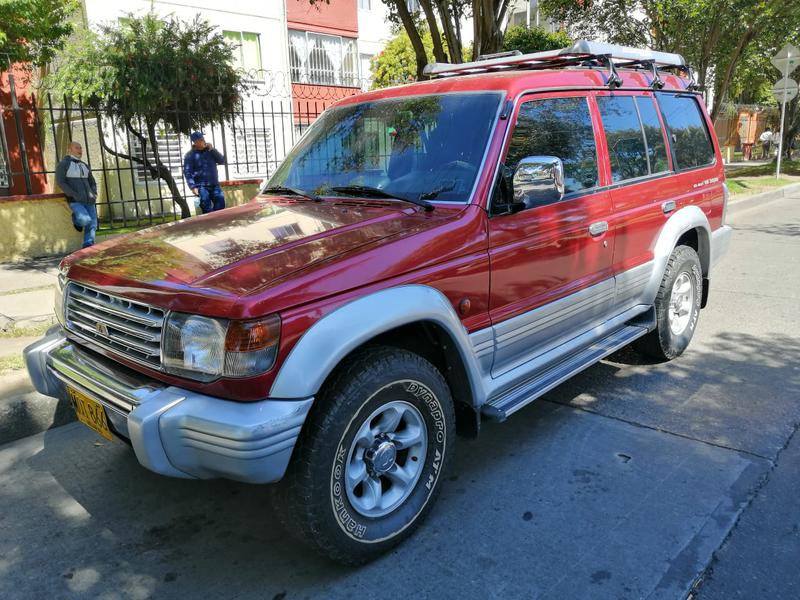 Mitsubishi 3000 GT • 2000 • 235,000 km 3