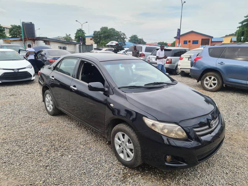 Toyota Corolla • 2009 • 322,791 km 1