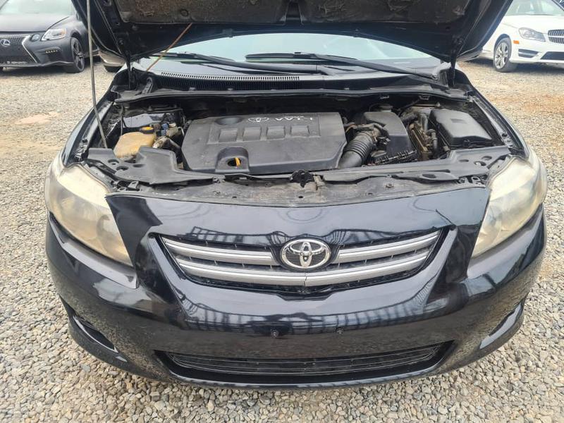 Toyota Corolla • 2009 • 322,791 km 3