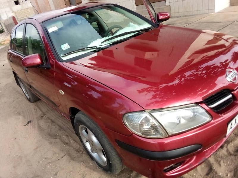 Nissan Almera • 2002 • 50,000 km 3