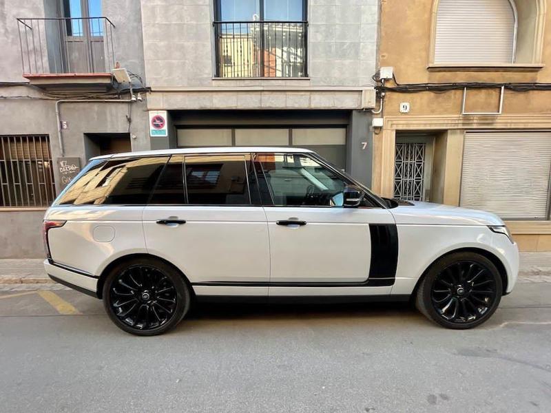 Land Rover Range Rover • 2016 • 102 km 27