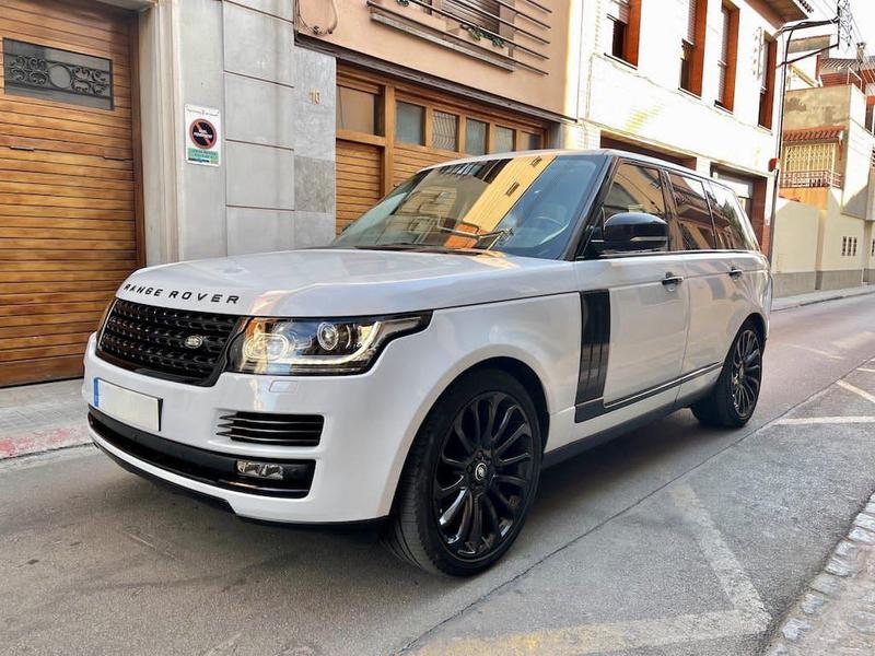 Land Rover Range Rover • 2016 • 102 km 28