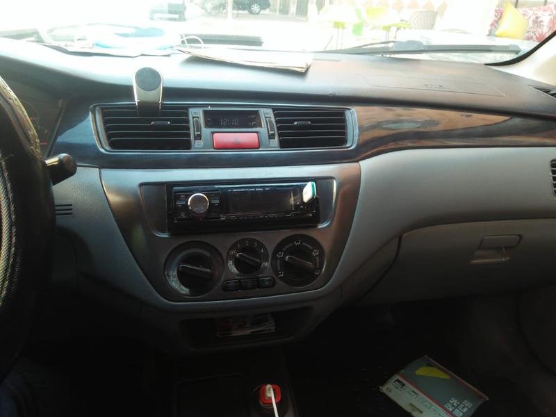 Mitsubishi Lancer • 2008 • 250,000 km 4