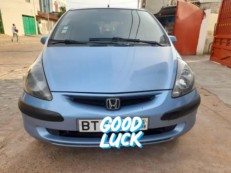 Honda Jazz • 2004 • 7,583 km 4