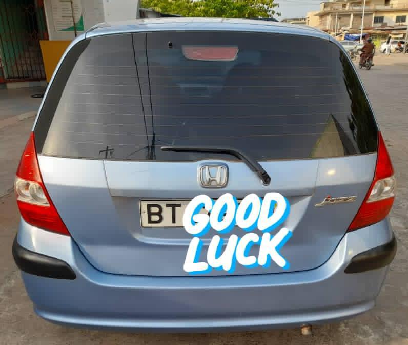 Honda Jazz • 2004 • 7,583 km 2