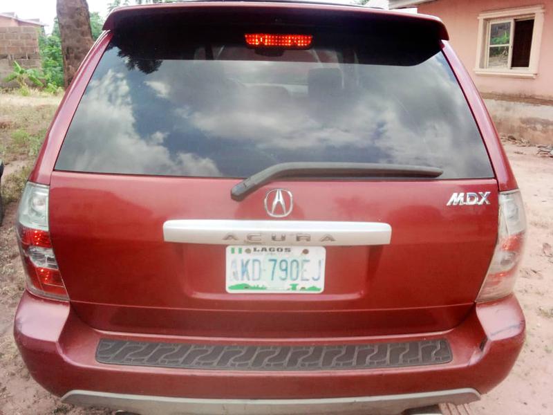 Acura ILX • 2004 • 216,394 km 11