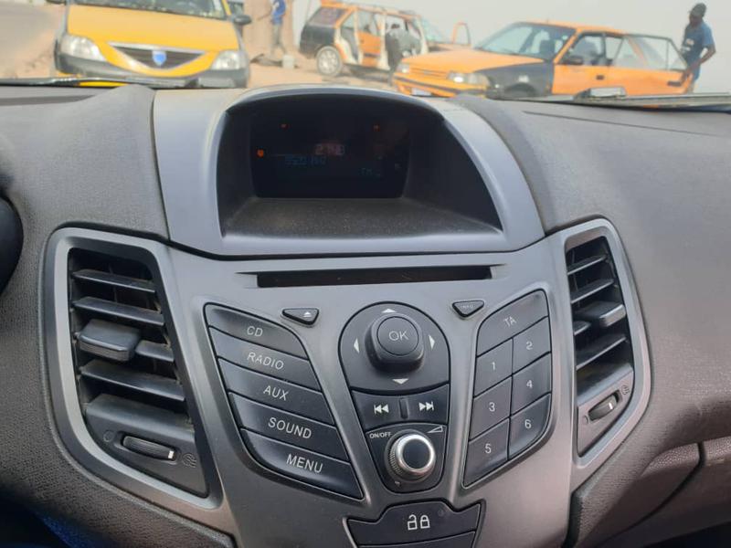 Ford Fiesta • 2014 • 143,000 km 2