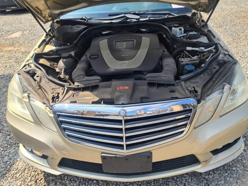 Mercedes-Benz E • 2009 • 95,562 km 7