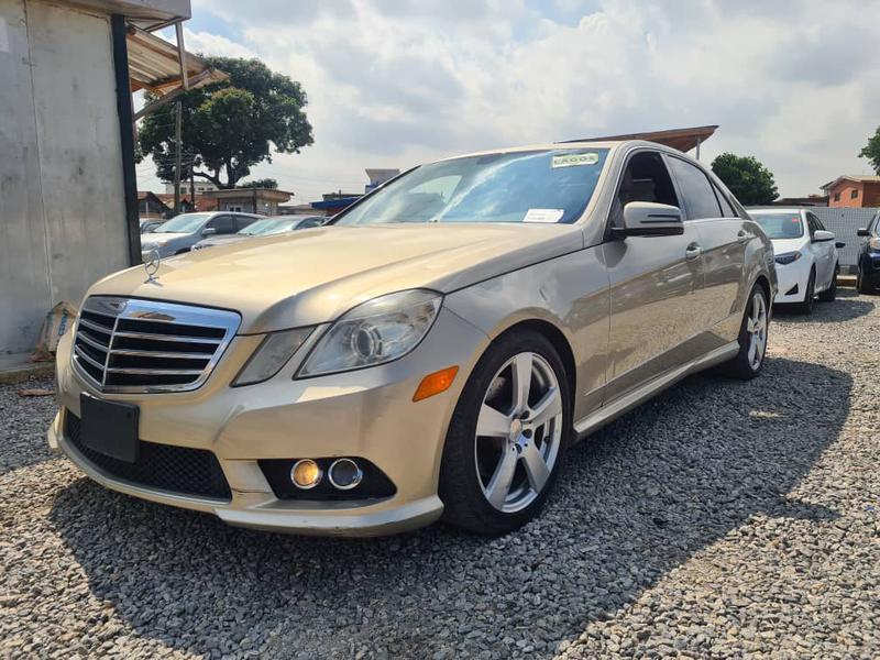 Mercedes-Benz E • 2009 • 95,562 km 2