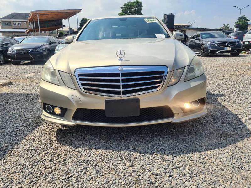 Mercedes-Benz E • 2009 • 95,562 km 6