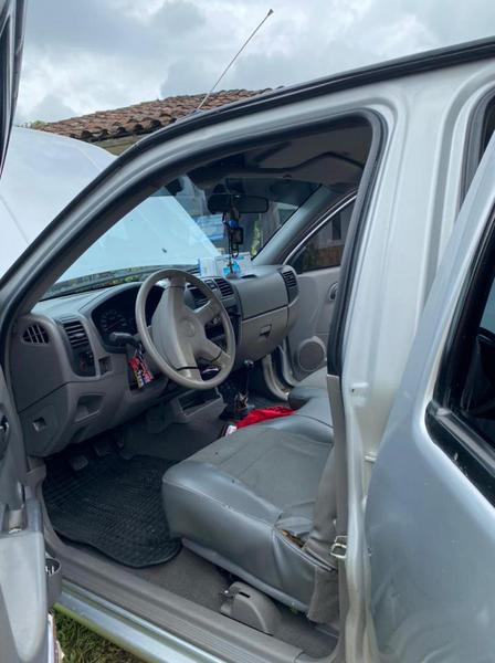 Chevrolet Luv • 2005 • 313,000 km 9