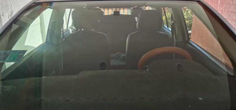 Nissan Tiida • 2012 • 177,000 km 8