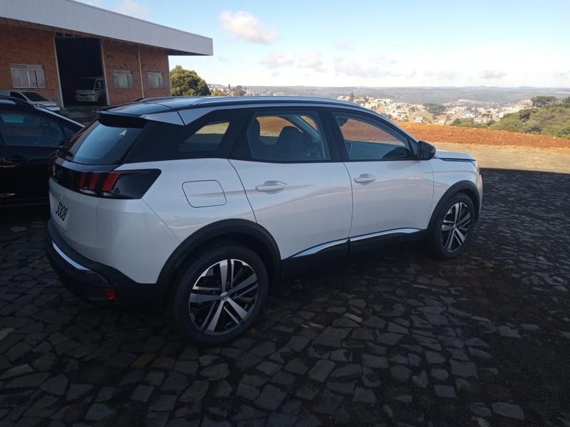 Peugeot 3008 • 2020 • 1 km 4