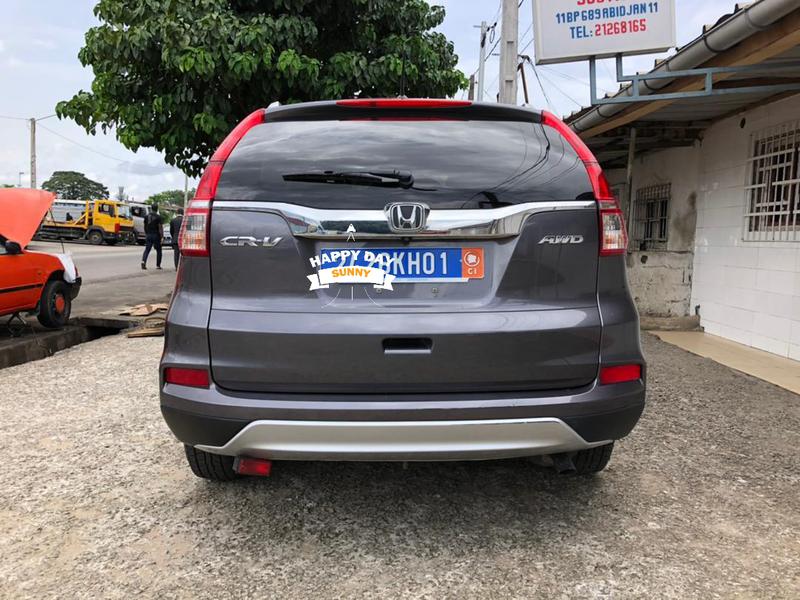 Honda CR-V • 2015 • 35,000 km 8