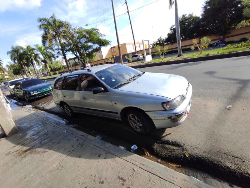 Toyota Caldina • 2000 • 0 km 2