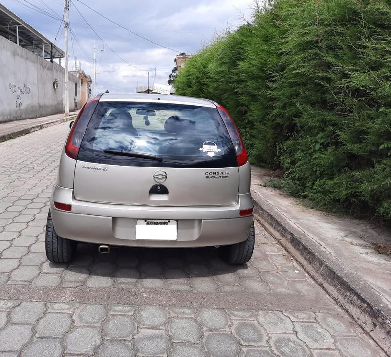 Chevrolet Corsa • 2005 • 292,000 km 6