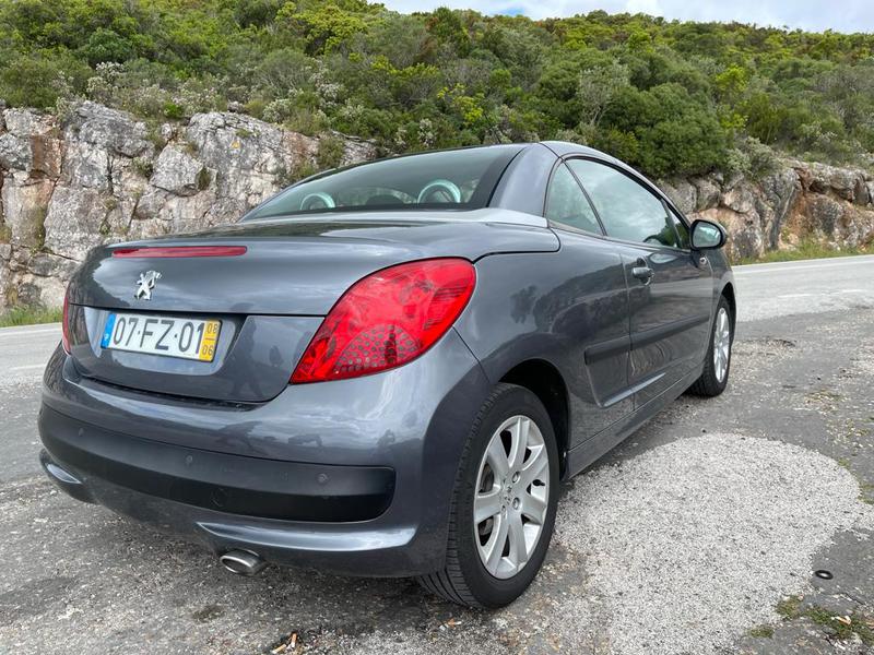 Peugeot 207 CC • 2008 • 68,000 km 10
