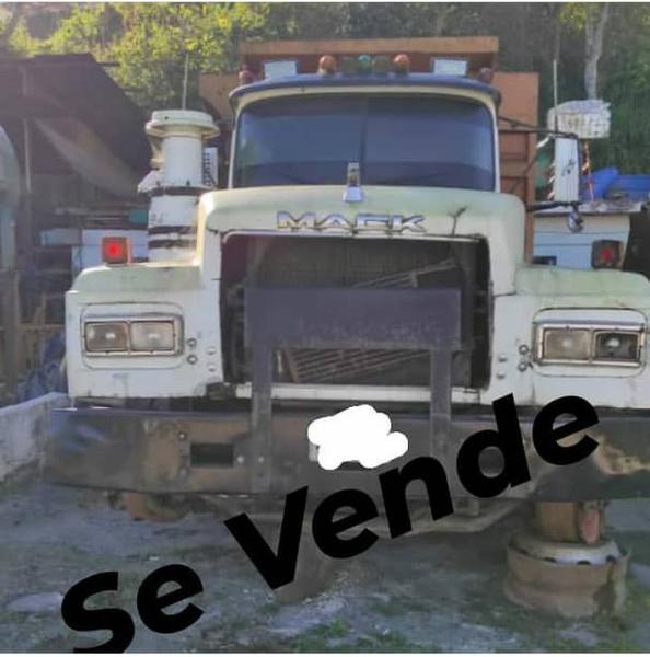 Ford S-Max • 1981 • 698 km 2