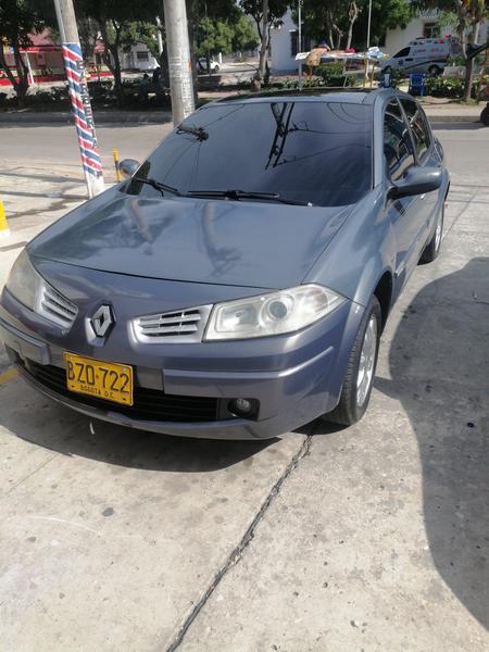 Renault Megane II • 2007 • 115,000 km 3