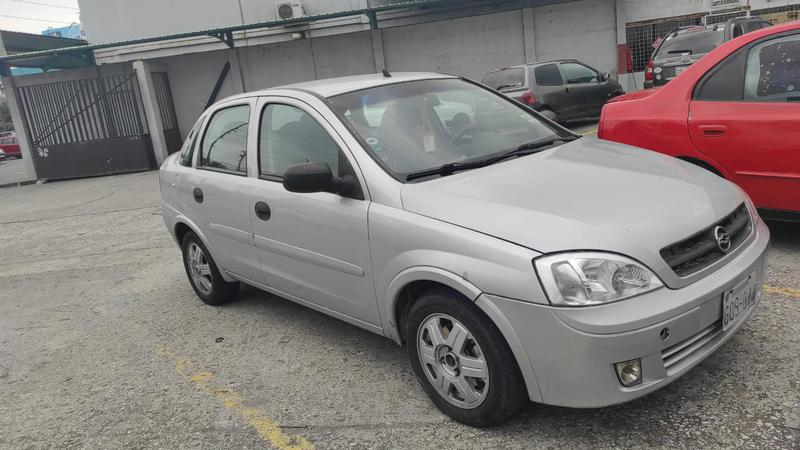 Chevrolet Corsa • 2006 • 300,000 km 3