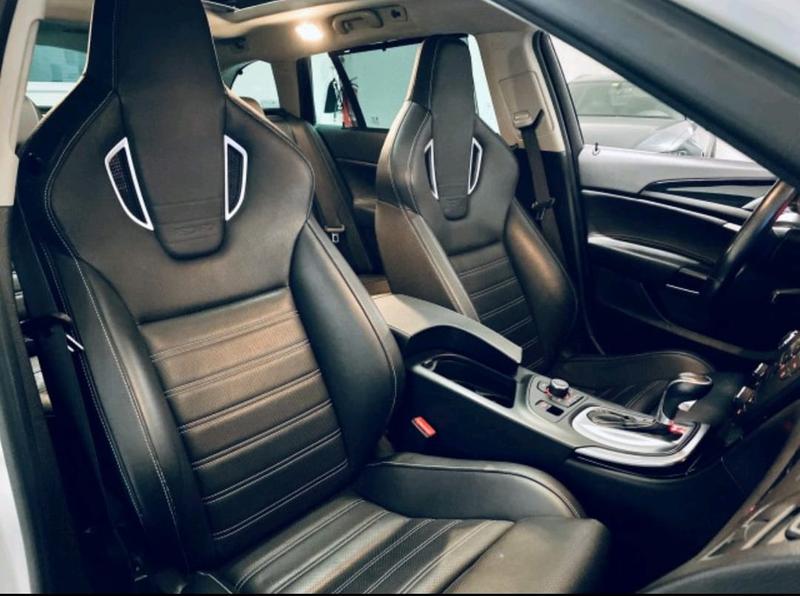 Opel Insignia • 2011 • 175,000 km 4