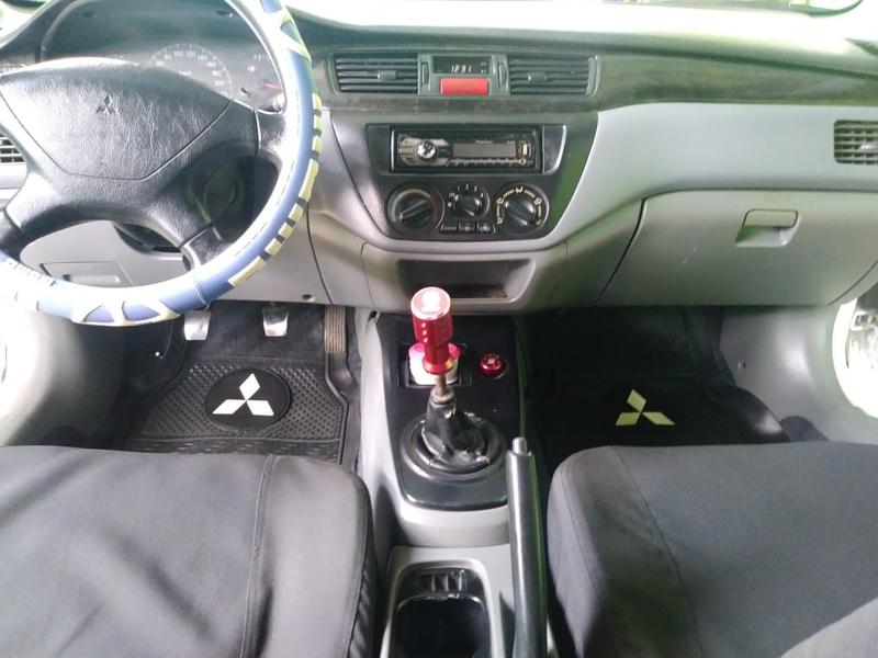 Mitsubishi Lancer • 2005 • 250,000 km 3