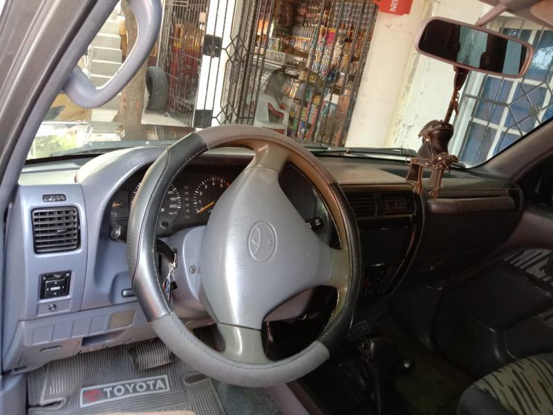 Toyota Land Cruiser • 1999 • 250,000 km 4