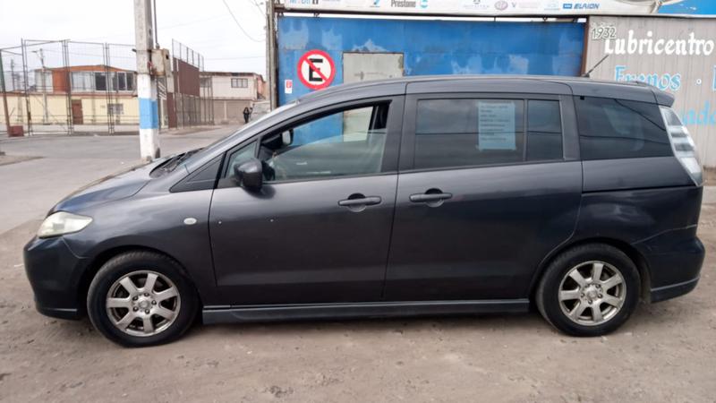 Mazda Premacy • 2005 • 105,000 km 1