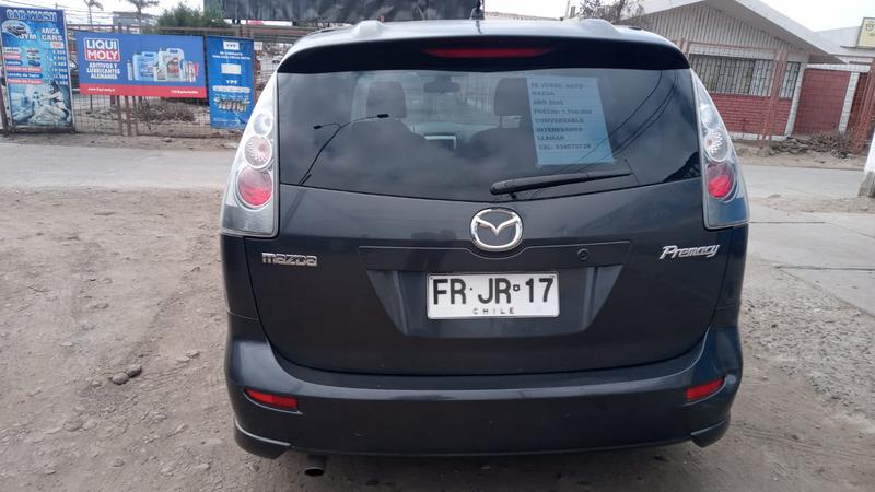 Mazda Premacy • 2005 • 105,000 km 2
