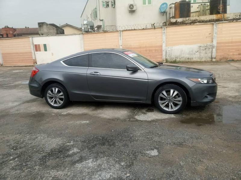 Honda Accord Coupé • 2009 • 101,239 km 4