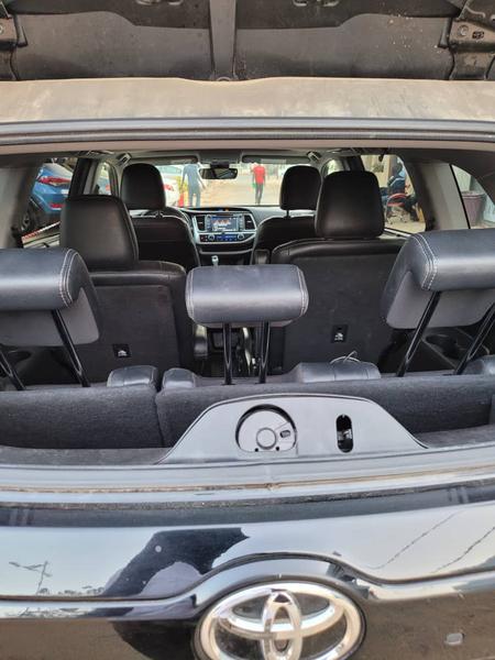 Toyota Highlander • 2017 • 59,000 km 5