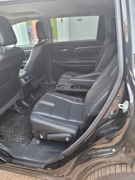Toyota Highlander • 2017 • 59,000 km 9